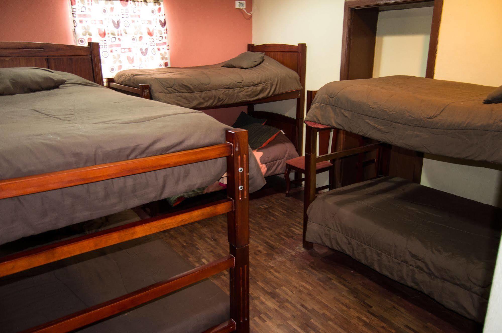 Discovery Quito Hostel Puembo Bagian luar foto