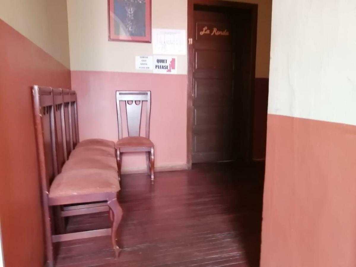 Discovery Quito Hostel Puembo Bagian luar foto