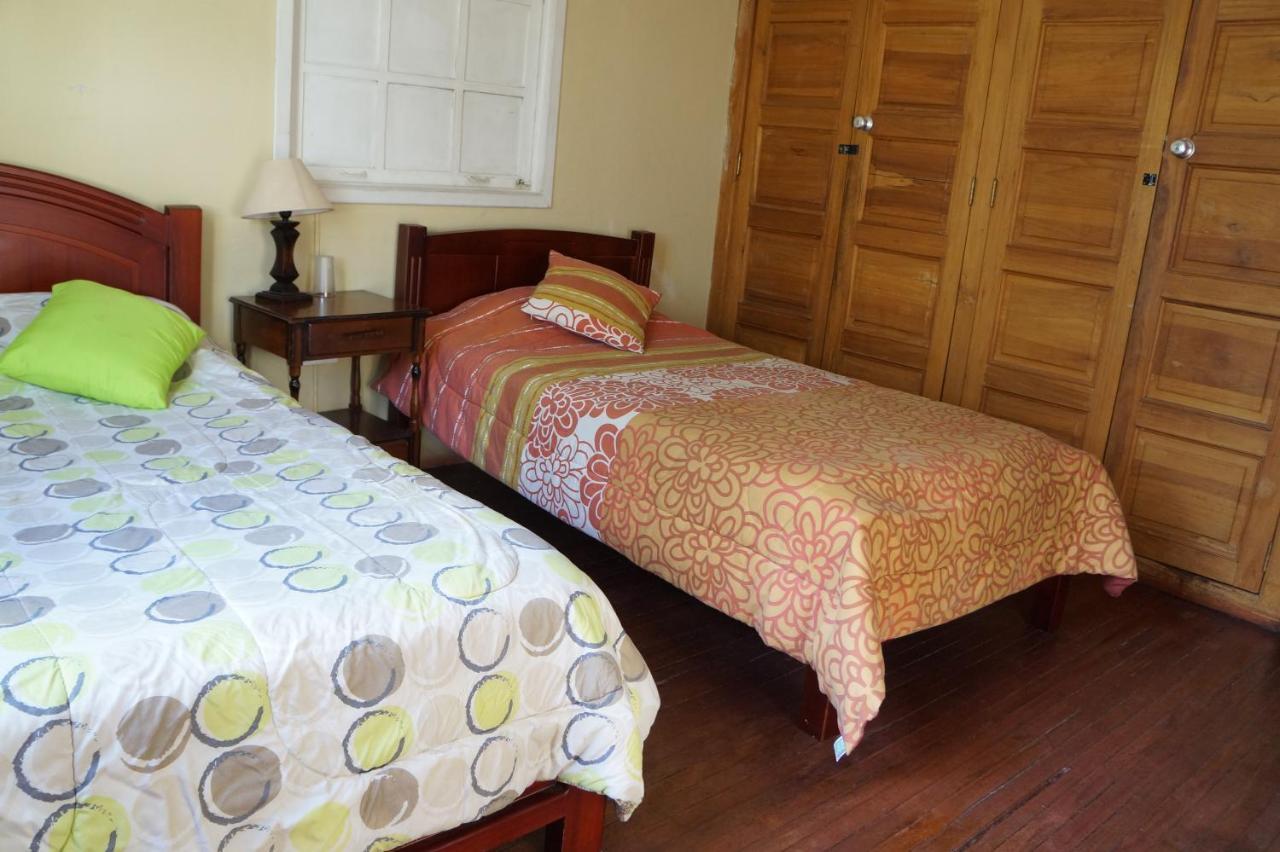 Discovery Quito Hostel Puembo Bagian luar foto