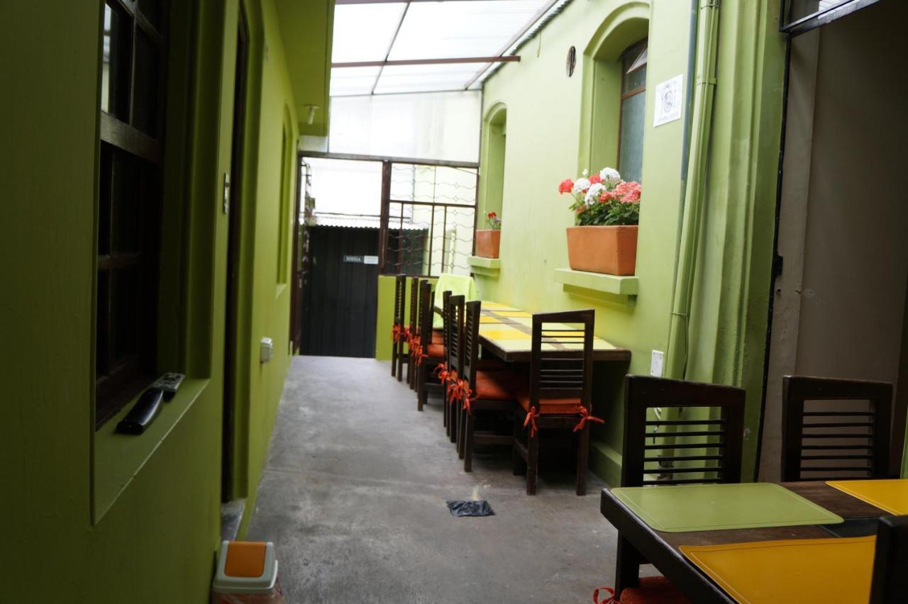 Discovery Quito Hostel Puembo Bagian luar foto
